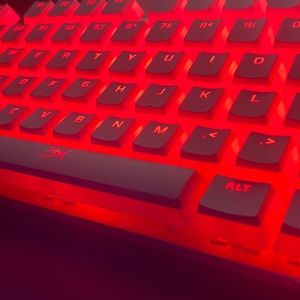 Selling hyperx keyboard for gamers